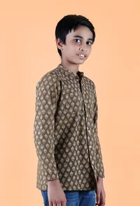 Abe Khaki Ajrakh Print Cotton Super Short Kurta image 3