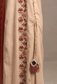 Set of 2: Ecru-Brick Front Open Kurta Dress With Burnt Brick Buttoned Slip image 6