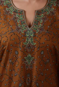 Brown Woolen Sozni Embroidered Phiran- Free Size image 5