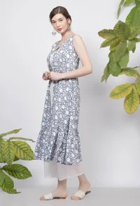 Powder Blue Floral Hand Block-Printed Gathered Sleeveless Cotton cape image 3