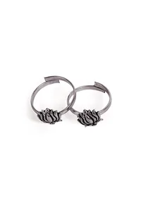 Kumudini German Silver Adjustable Toe Ring image 3