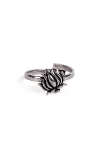 Kumudini German Silver Adjustable Toe Ring image 4