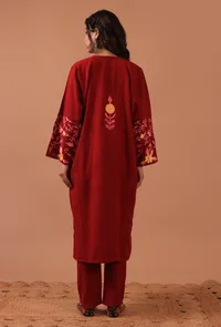 Old Brick Woolen Ari Embroidered Phiran- Free Size image 5