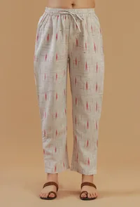 Set of 2: Off-White Ikat Cotton Gathered Kurta and Straight Pant Set image 4