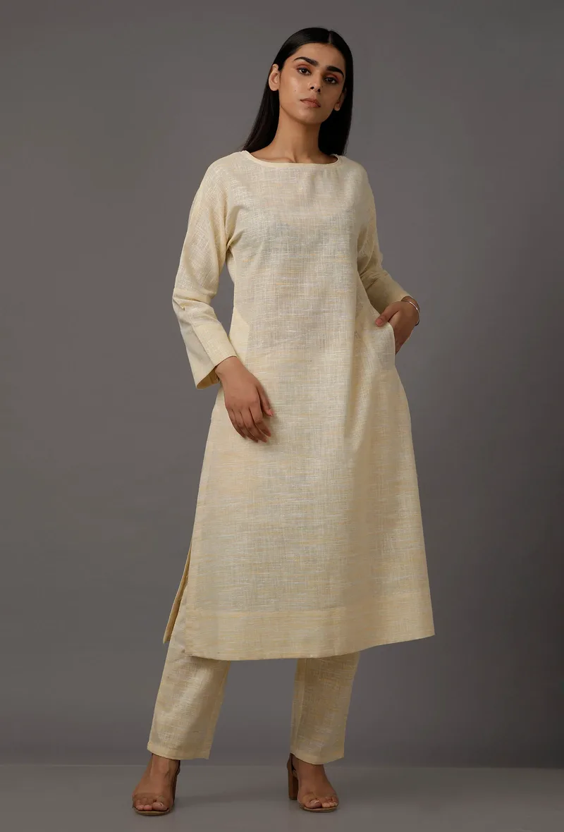 Cream Pure Woven Cotton Kurta With Complimentary Matching Mask