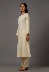 Cream Pure Woven Cotton Kurta With Complimentary Matching Mask image 2
