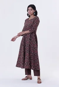 Woody Brown & White Cotton Block Printed Kurta image 3