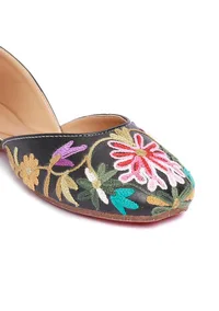 Multicolor Tili Aari Embroidery Jutti image 6