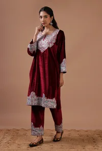 Maroon Velvet Zari Embroidered Kurta & Pant Set- Free Size image 3