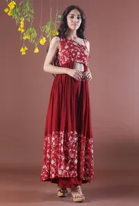 Cherry Red Parsi Embroidered Flared Georgette Kurta image 3