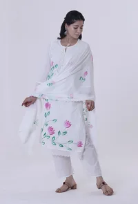 White Cotton Chikankari Laces Dupatta image 1