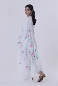 White Cotton Chikankari Laces Dupatta image 2
