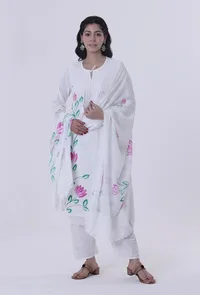 White Cotton Chikankari Laces Dupatta image 3