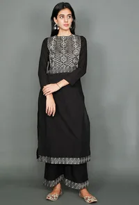 Black Kurta With Floral Kantha Embroidery image 1