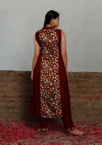 Set Of 2: Maroon Kalamkari  Plated Kurta With Narrow Pants image 5