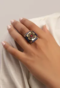 Laq Fashionable Flower Design Light Weight Multi Color Ring image 6