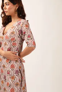 Set Of 2:  Airi Floral Chintz Straight Kurta With Narrow Fit Pants image 5