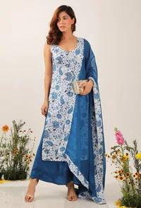 Set Of 3: Serena Floral Chintz Straight Kurta With Serena Flared Organza Flared Pants & Organza Dupatta image 1