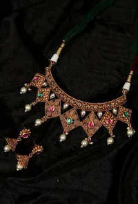Vedhika Temple Heritage Kemp Necklace Set with Pearls image 1