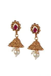 Vedhika Temple Heritage Kemp Necklace Set with Pearls image 5