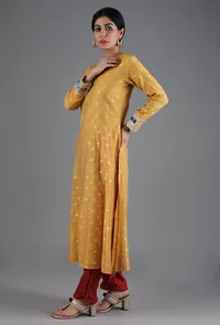 Honey Yellow V-Neck Chanderi Jacquard Kurta image 3