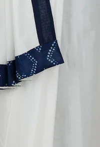 White Cotton and Blue indigo Bordered Saree image 4