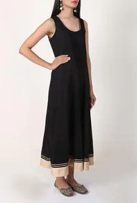 Black Rayon Midi Dress With Gota Applique image 3