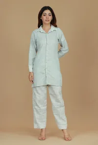 Set of 2 Light Grey Cotton Khadi Kurta with Matching Cotton Khadi Pants image 1