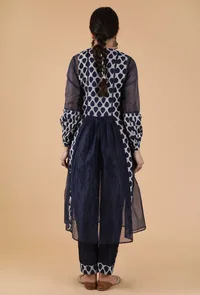 Tayanna Indigo Solid Blue Organza Gathered Kurta & Bustier Top image 2