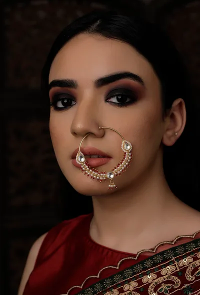 Jalsa White Pearl Kundan Nath