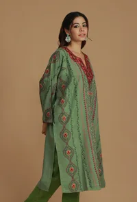 All-Over Aari Embroidered Sage Green Kashmiri Phiran- Free Size image 3
