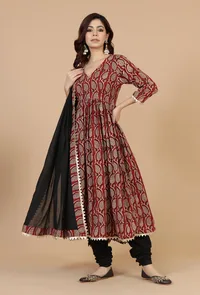 Set of 3: Baagh Print Gathered Dress with Lace Handwork, Solid Black Chooridar Cotton Pants & Black Lace Work Dupatta image 2