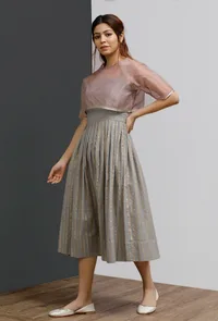 Set Of 2: Plum Organza Embroidered Blouse With Strappy Grey Block Printed Pleated Dress image 3