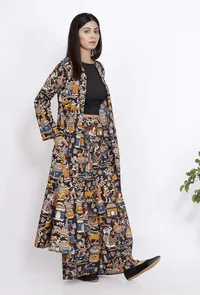 Contrast Kalamkari Printed Cape image 2