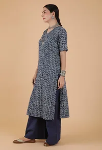 Aayushi Indigo Hand Block Printed Straight Kurta image 2