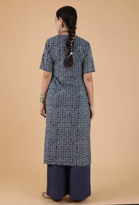 Aayushi Indigo Hand Block Printed Straight Kurta image 4