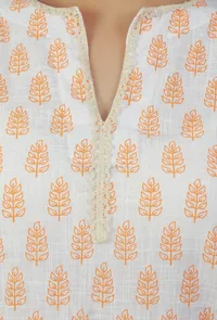 Set Of 2: White & Peach Handblock Printed Sleeveless Kurta with Palazzo image 6