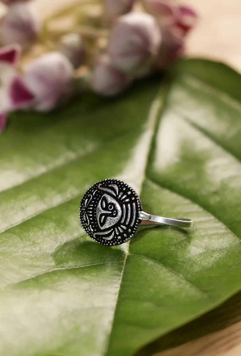 Maa Durga Elegance Clip-on