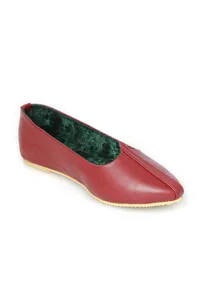 Maroon Cruelty-Free Leather Juttis image 3