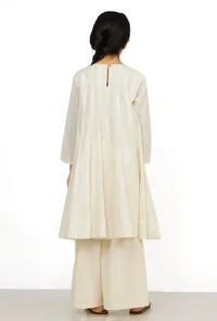 Set of 2: Noor White Cotton Anarkali Kurti with Flared Pants image 4