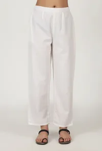 White Cotton Women Pant image 1