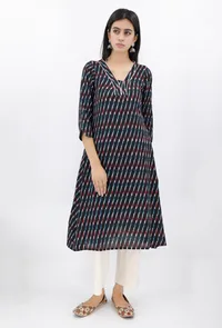 Black Ikat Kurta, Dupatta And Pants image 2