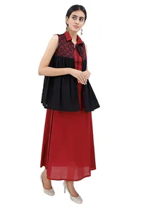 Set of 2: Sleeveless Cape With Maroon Kantha Embroidery &  Maxi Dress image 2