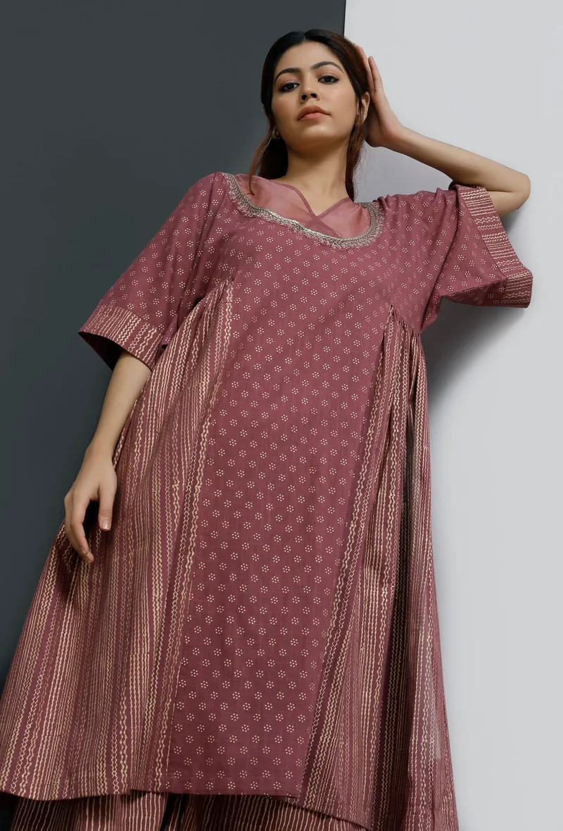 Set of 2: Plum Side Gather Hand-Block Printed Kurta With Stripe Pants