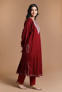 Old Brick Aari Embroidered Kashmiri Phiran-Free Size image 2