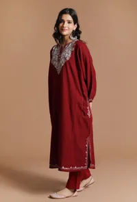 Old Brick Aari Embroidered Kashmiri Phiran-Free Size image 3