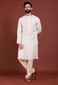 Set of 2 - Offwhite Stripes Malmal Kurta Pyjama Set image 4