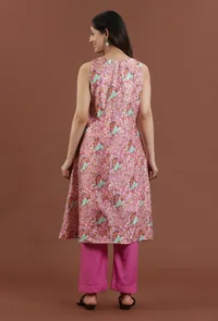 Set of 2: Elegant Pink Kalamkari Printed Silk Kurta Set with Solid Pink Pants image 4