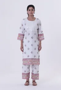 White Color Cotton Kurta With Multicolor Motif image 1