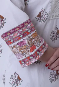 White Color Cotton Kurta With Multicolor Motif image 6